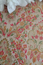 Exquisite Pastel Banarasi Handloom Kimkhwab Silk Fabric ( 2.5 Mtr ) - Luxurion World