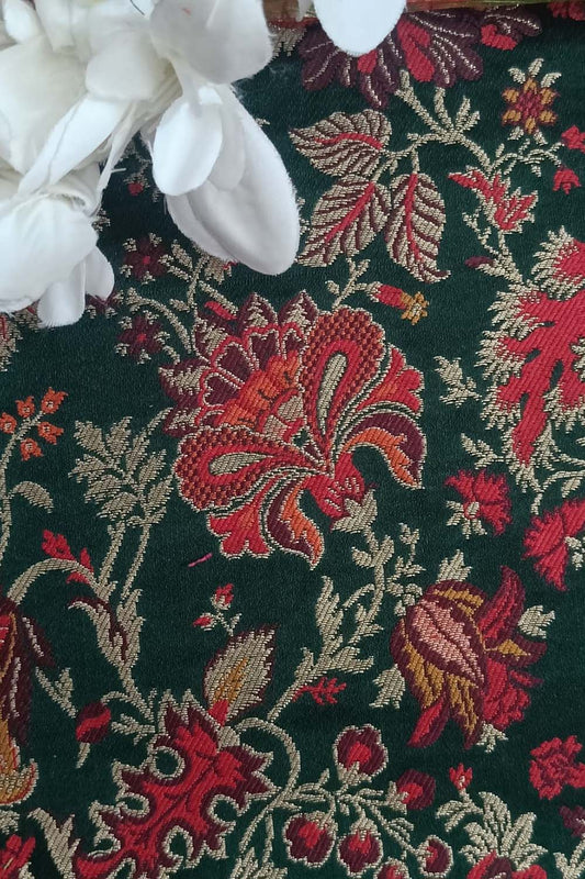 Green Banarasi Silk Fabric: Handloom Kimkhwab Design ( 2.5 Mtr ) - Luxurion World