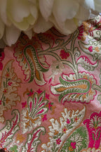 Exquisite Pink Banarasi Silk Fabric - Handloom Kimkhwab ( 2.5 Mtr ) - Luxurion World