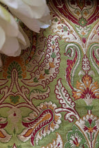 Green Banarasi Handloom Kimkhwab Silk Fabric ( 2.5 Mtr ) - Luxurion World