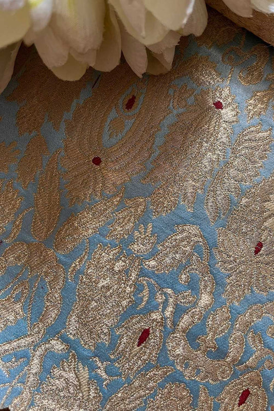 Exquisite Blue Banarasi Handloom Kimkhwab Silk Fabric ( 2.5 Mtr ) - Luxurion World