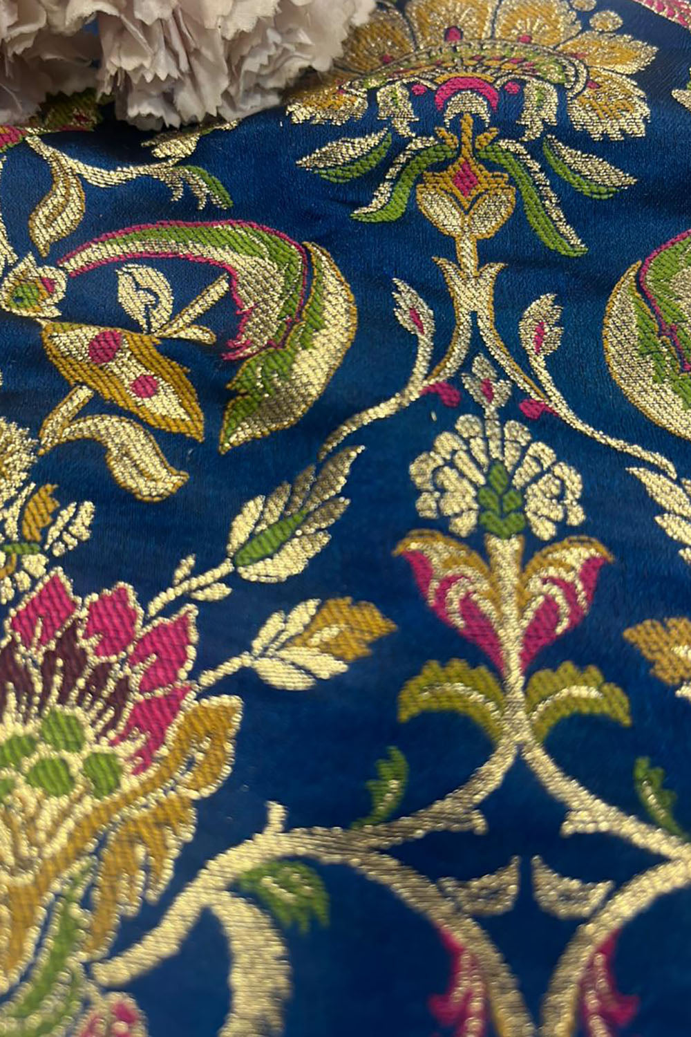 Blue Handloom Banarasi Kimkhwab Silk Meenakari Flower Design Fabric ( 2.5 Mtr ) - Luxurion World