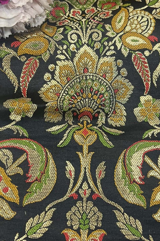 Elegant Black Handloom Banarasi Kimkhwab Silk Meenakari Flower Design Fabric ( 2.5 Mtr ) - Luxurion World