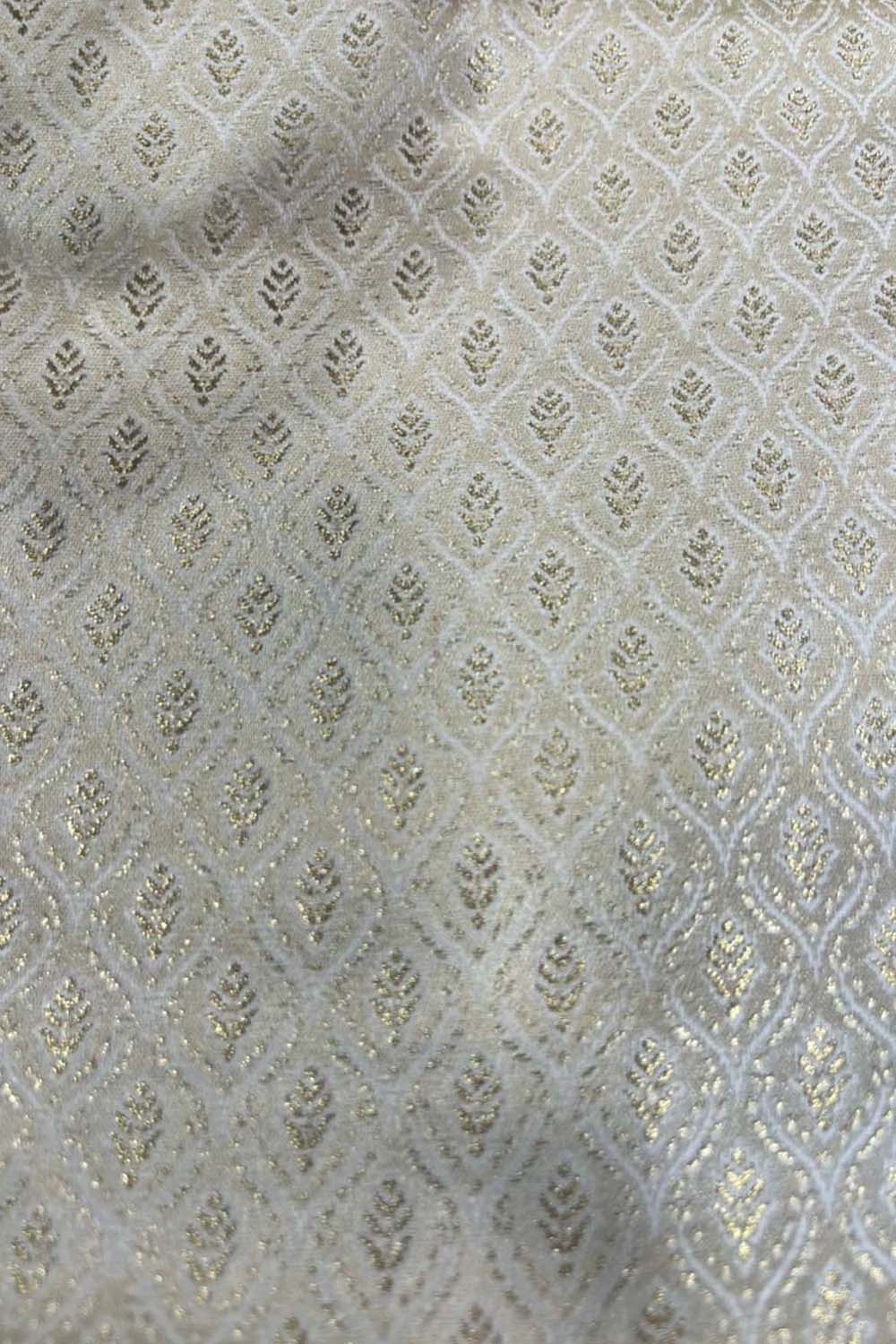 Elegant White Banarasi Brocade Satin Silk Fabric ( 2.5 Mtr ) - Luxurion World