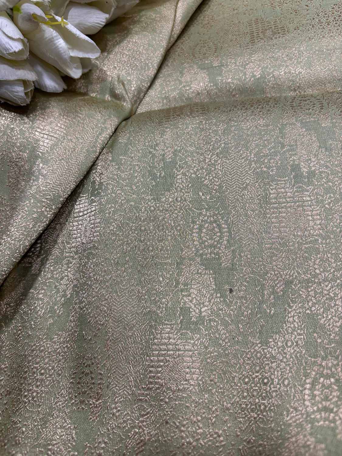 Green Banarasi Pure Katan Silk Brocade Fabric ( 2.5 Mtr ) - Luxurion World