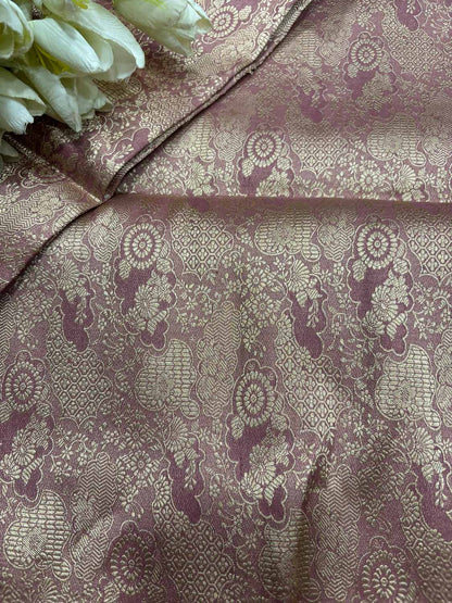 Exquisite Pink Banarasi Pure Katan Silk Brocade Fabric ( 2.5 Mtr ) - Luxurion World