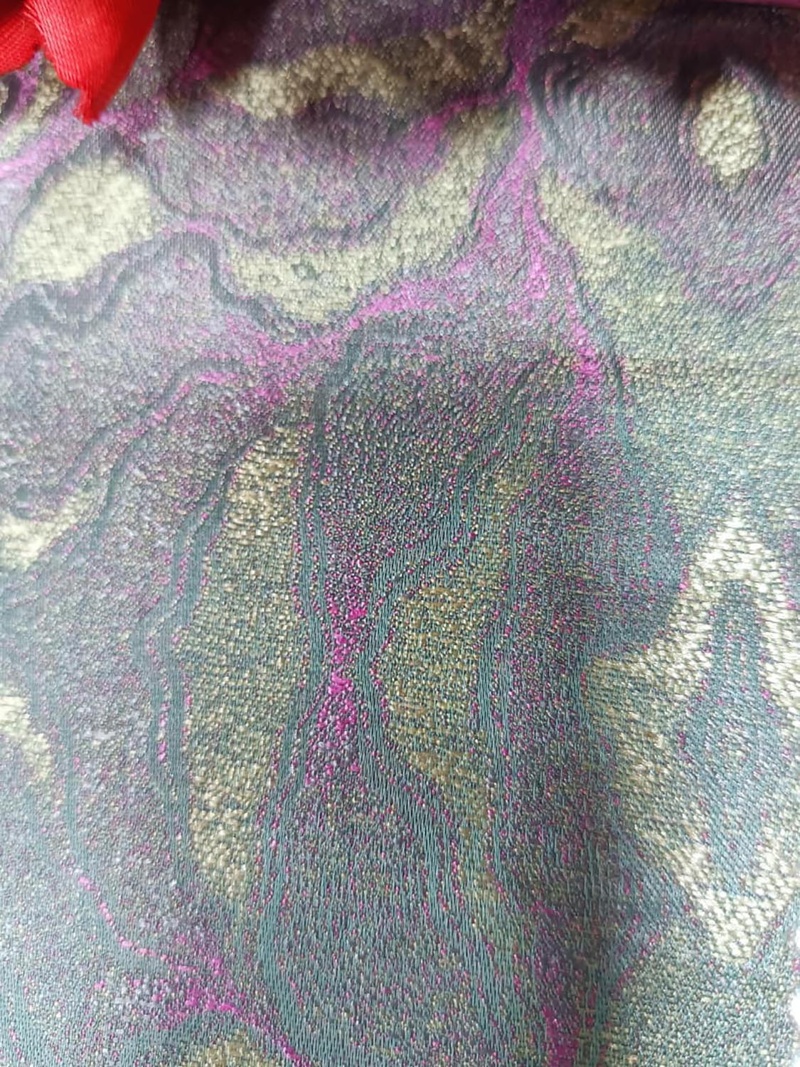 Multicolor Handloom Banarasi Silk Fabric ( 2.5 Mtr ) - Luxurion World