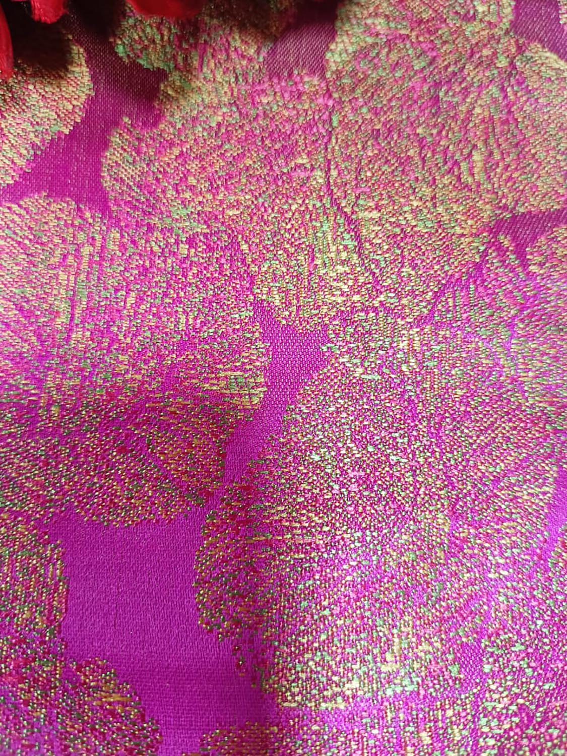 Pink Handloom Banarasi Silk Fabric ( 2.5 Mtr ) - Luxurion World