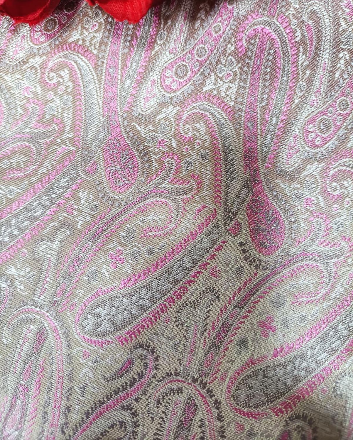 Pink Handloom Banarasi Tanchui Silk Fabric ( 2.5 Mtr ) - Luxurion World