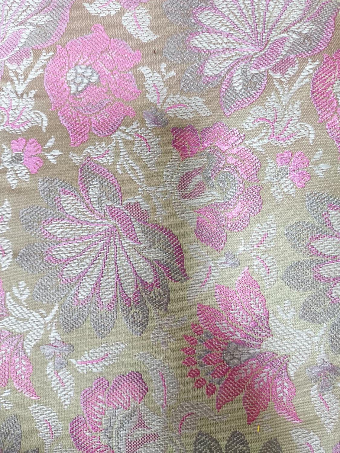 Pastel Handloom Banarasi Tanchui Silk Fabric ( 2.5 Mtr ) - Luxurion World