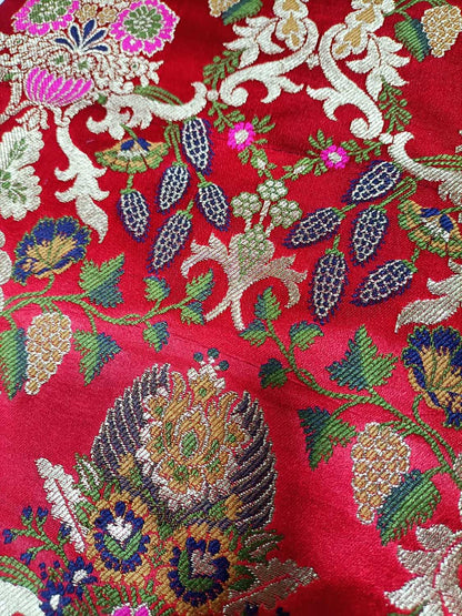 Red Handloom Banarasi Kimkhwab Silk Meenakari Flower Design Fabric ( 2.5 Mtr ) - Luxurion World