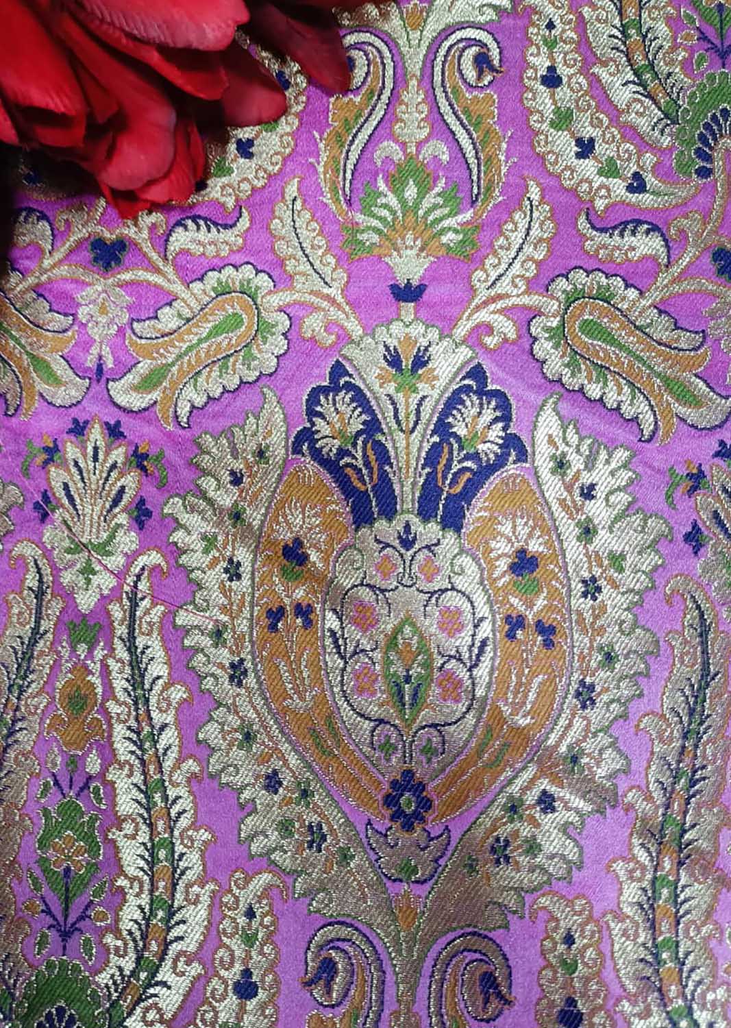 Pink Handloom Banarasi Kimkhwab Silk Meenakari Flower Design Fabric ( 2.5 Mtr ) - Luxurion World