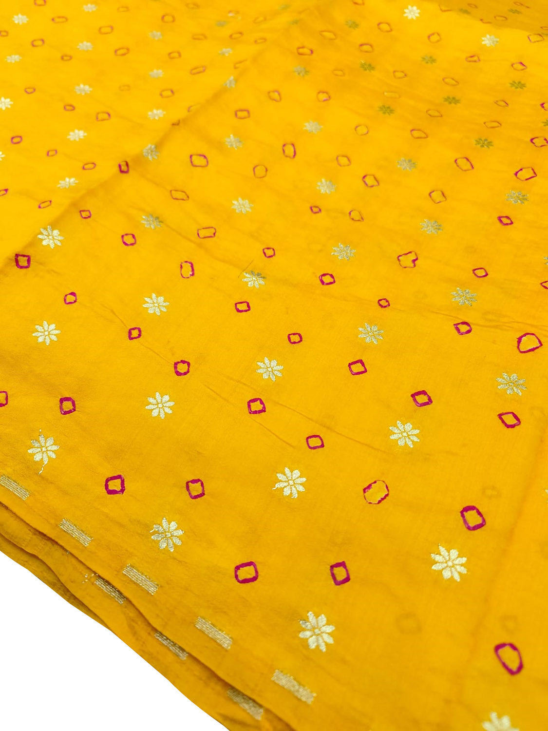 Yellow Banarasi Hand Bandhej Pure Chiniya Silk Fabric ( 2.5 Mtr ) - Luxurion World