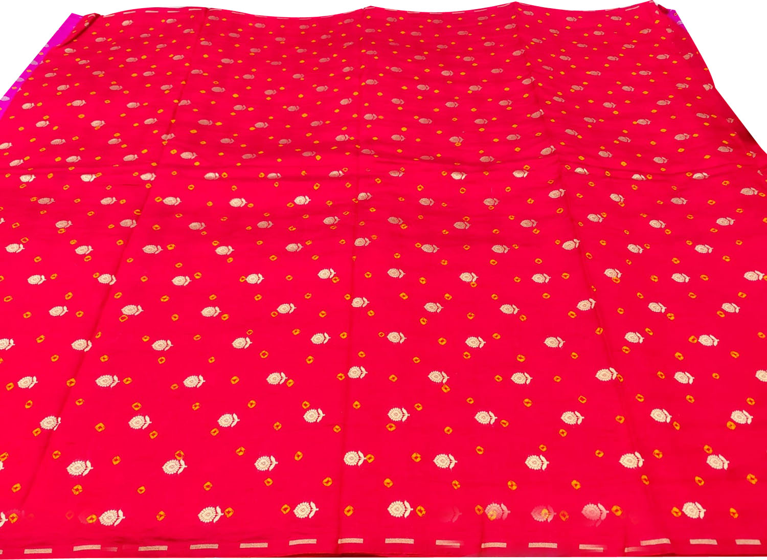 Exquisite Pink Banarasi Hand Bandhej Pure Chiniya Silk Fabric ( 2.5 Mtr ) - Luxurion World