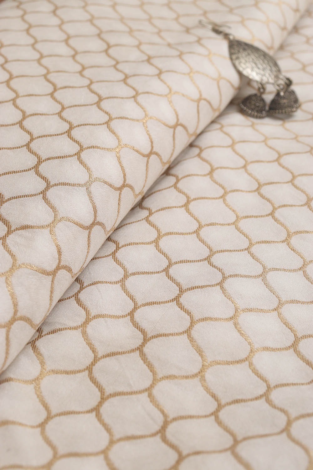 Dyeable Banarasi Silk Fabric ( 1 Mtr ) - Luxurion World