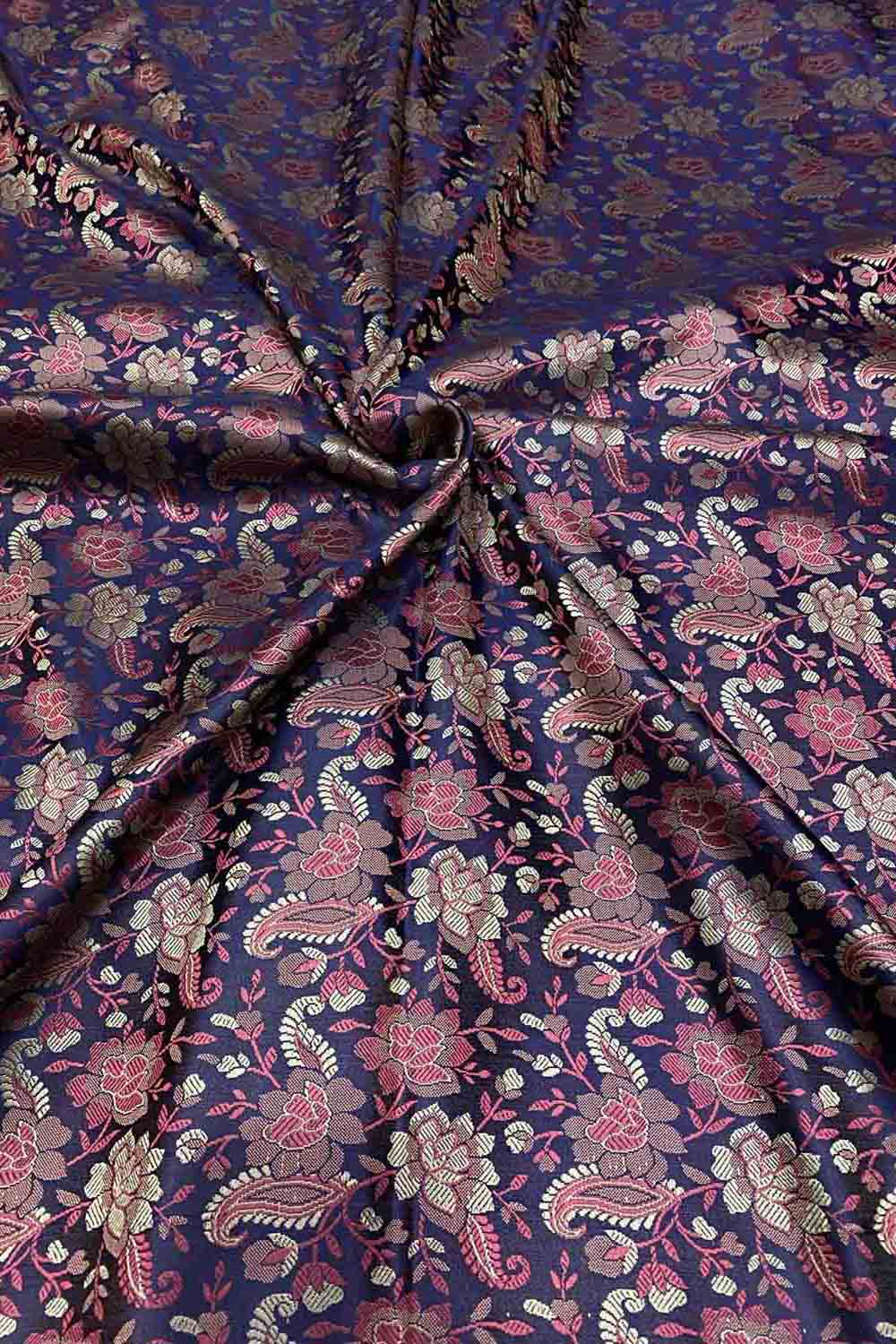 Luxurious Purple Banarasi Jamawar Resham Tanchui Silk Fabric ( 2.5 Mtr ) - Luxurion World