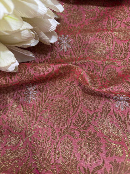Elegant Peach Banarasi Silk Antique Zari Fabric ( 2.5 Mtr ) - Luxurion World