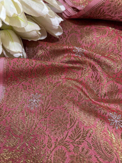Elegant Peach Banarasi Silk Antique Zari Fabric ( 2.5 Mtr ) - Luxurion World