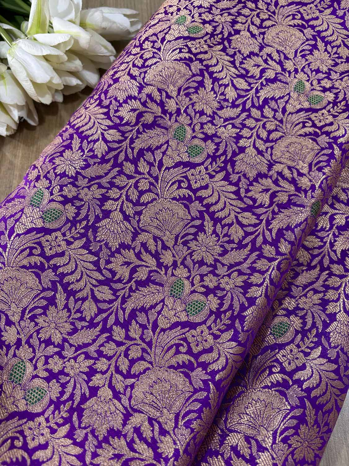 Elegant Purple Banarasi Pure Katan Silk Flower Design Fabric ( 2.5 Mtr ) - Luxurion World