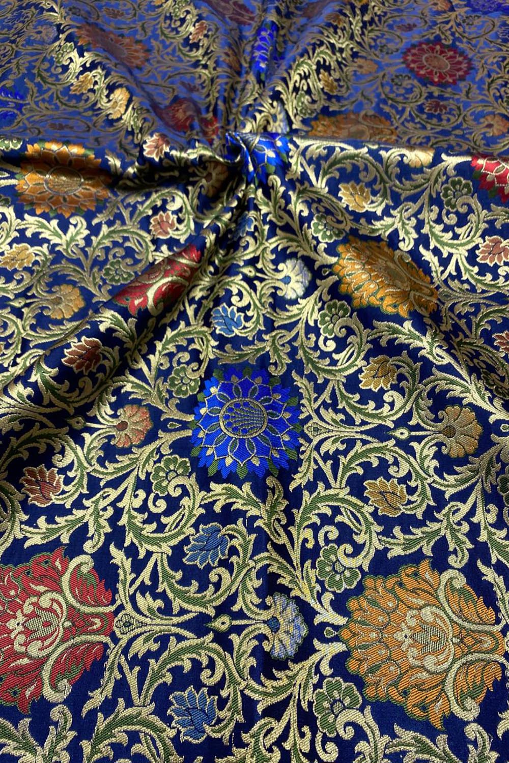 Blue Handloom Banarasi Kimkhwab Silk Meenakari Flower Design Fabric ( 1 Mtr ) - Luxurion World