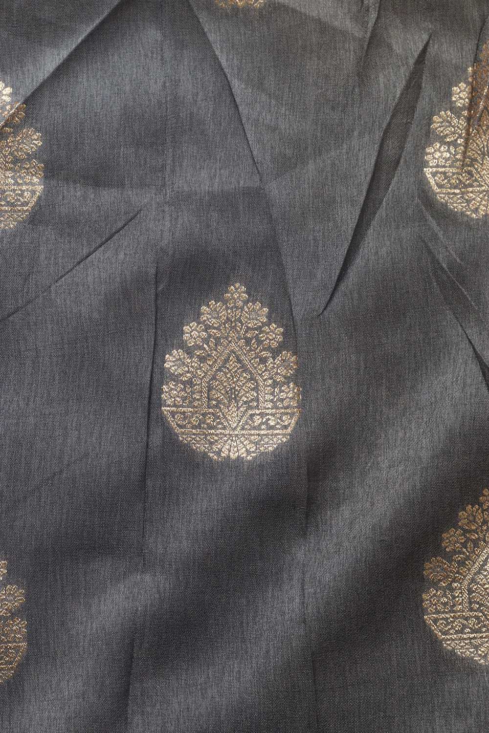 Stunning Multicolor Banarasi Dola Silk Shaded Fabric ( 2.5 Mtr ) - Luxurion World