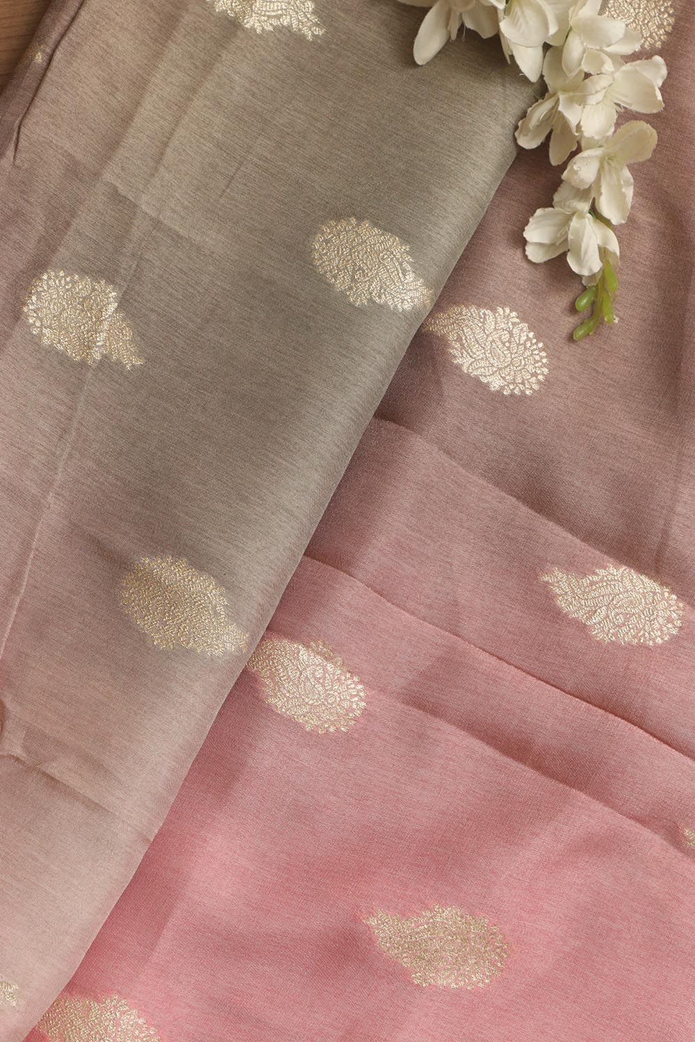Stunning Multicolor Banarasi Dola Silk Shaded Fabric ( 2.5 Mtr ) - Luxurion World