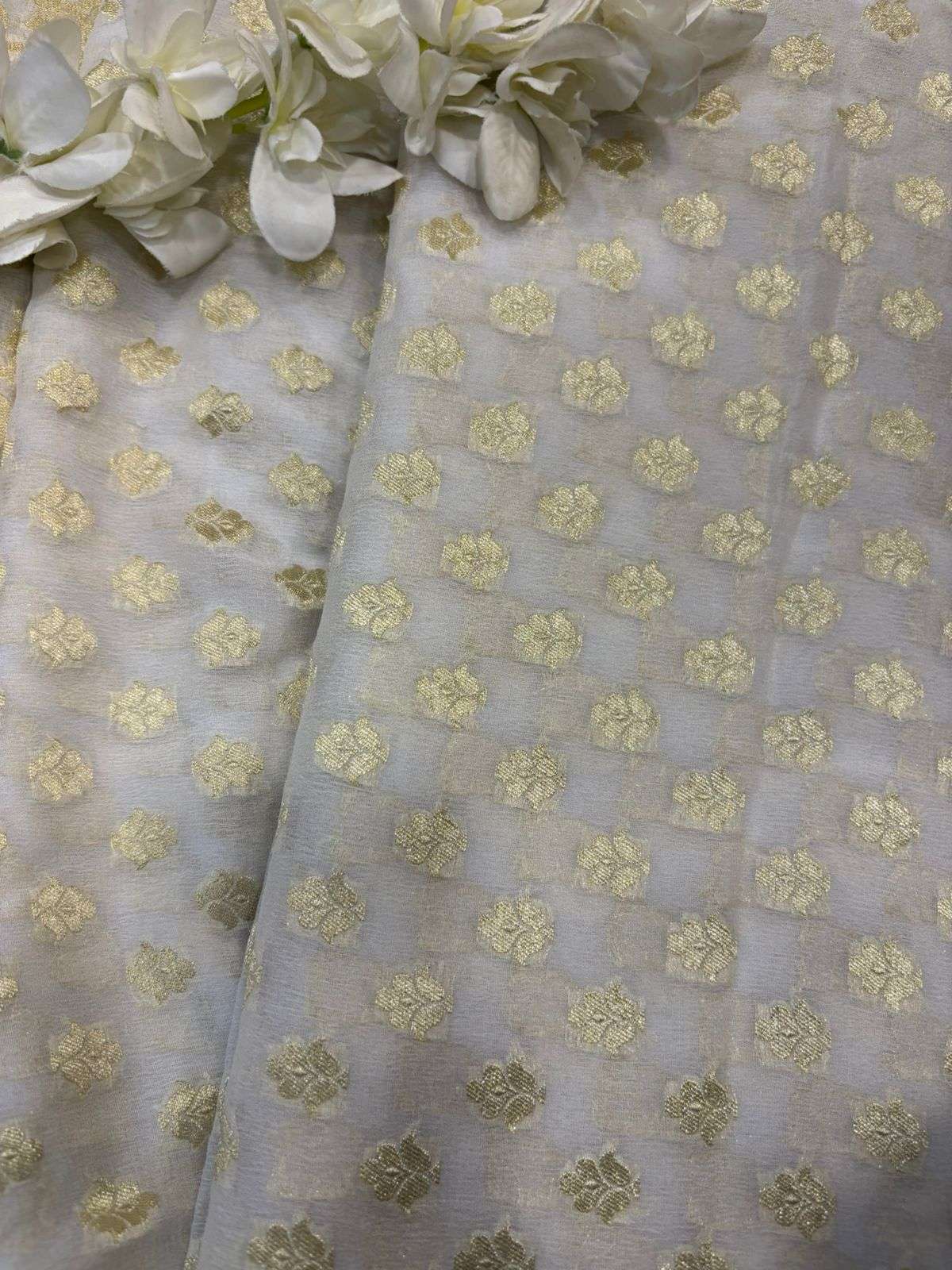 Dyeable Handloom Banarasi Pure Georgette Booti Design Fabric - Luxurion World