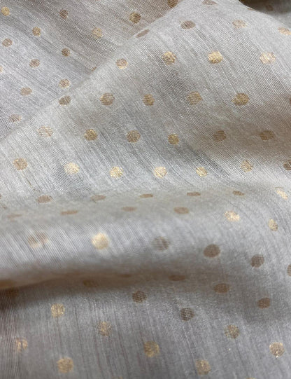 Exquisite Dyeable Banarasi Moonga Silk Fabric (0.5 Mtr) - Luxurion World
