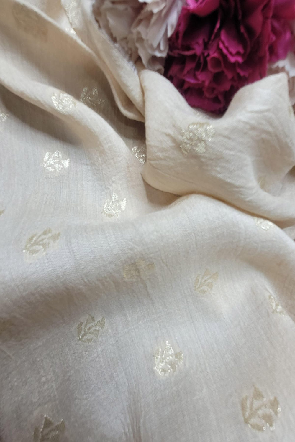 Dyeable Banarasi Handloom Pure Moonga Silk Booti Design Fabric ( 2.5 Mtr ) - Luxurion World