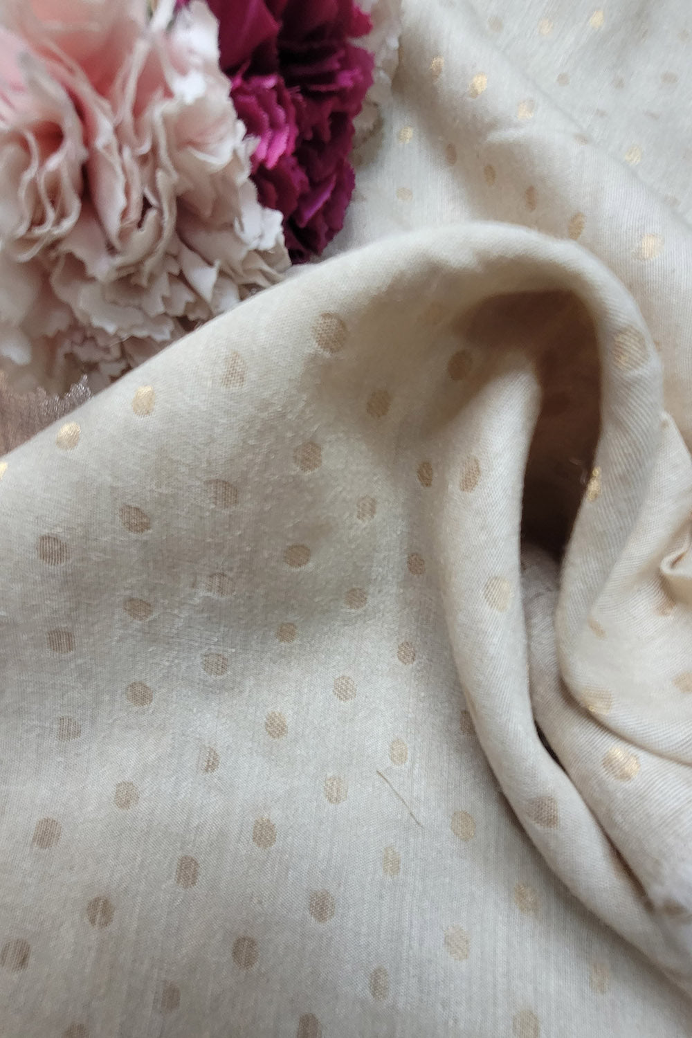 Dyeable Banarasi Handloom Pure Moonga Silk Booti Design Fabric ( 2.5 Mtr ) - Luxurion World