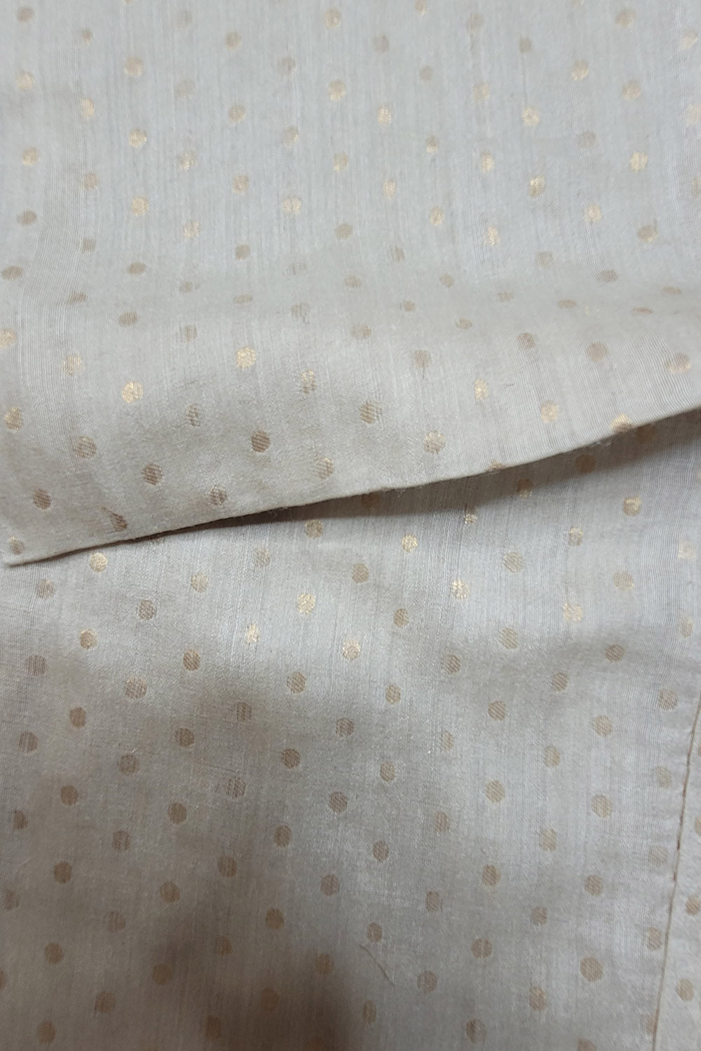 Dyeable Banarasi Handloom Pure Moonga Silk Booti Design Fabric ( 2.5 Mtr ) - Luxurion World