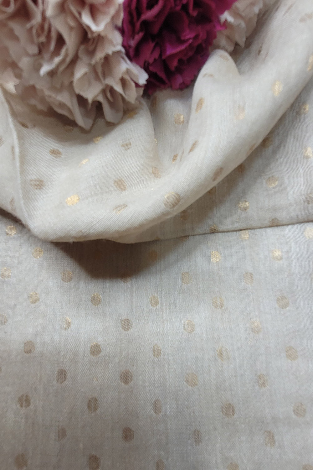 Dyeable Banarasi Handloom Pure Moonga Silk Booti Design Fabric ( 2.5 Mtr ) - Luxurion World