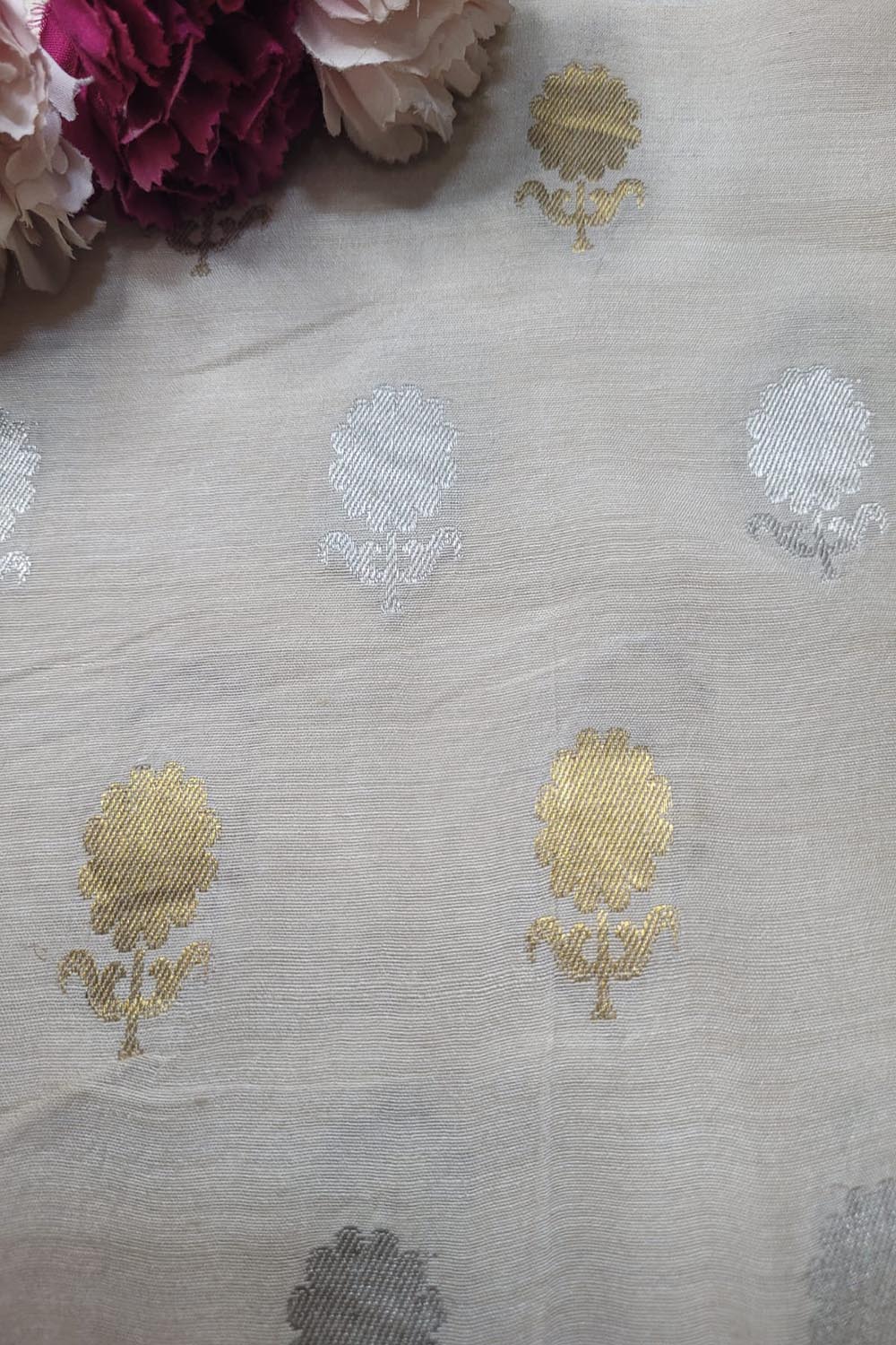 Dyeable Banarasi Handloom Pure Moonga Silk Sona Roopa Fabric ( 2.5 Mtr ) - Luxurion World