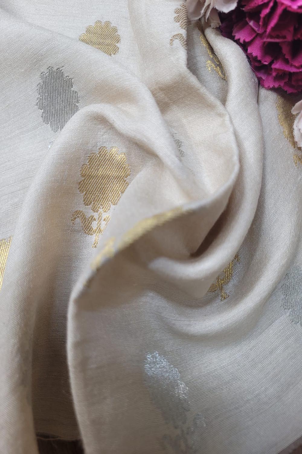 Dyeable Banarasi Handloom Pure Moonga Silk Sona Roopa Fabric ( 2.5 Mtr ) - Luxurion World