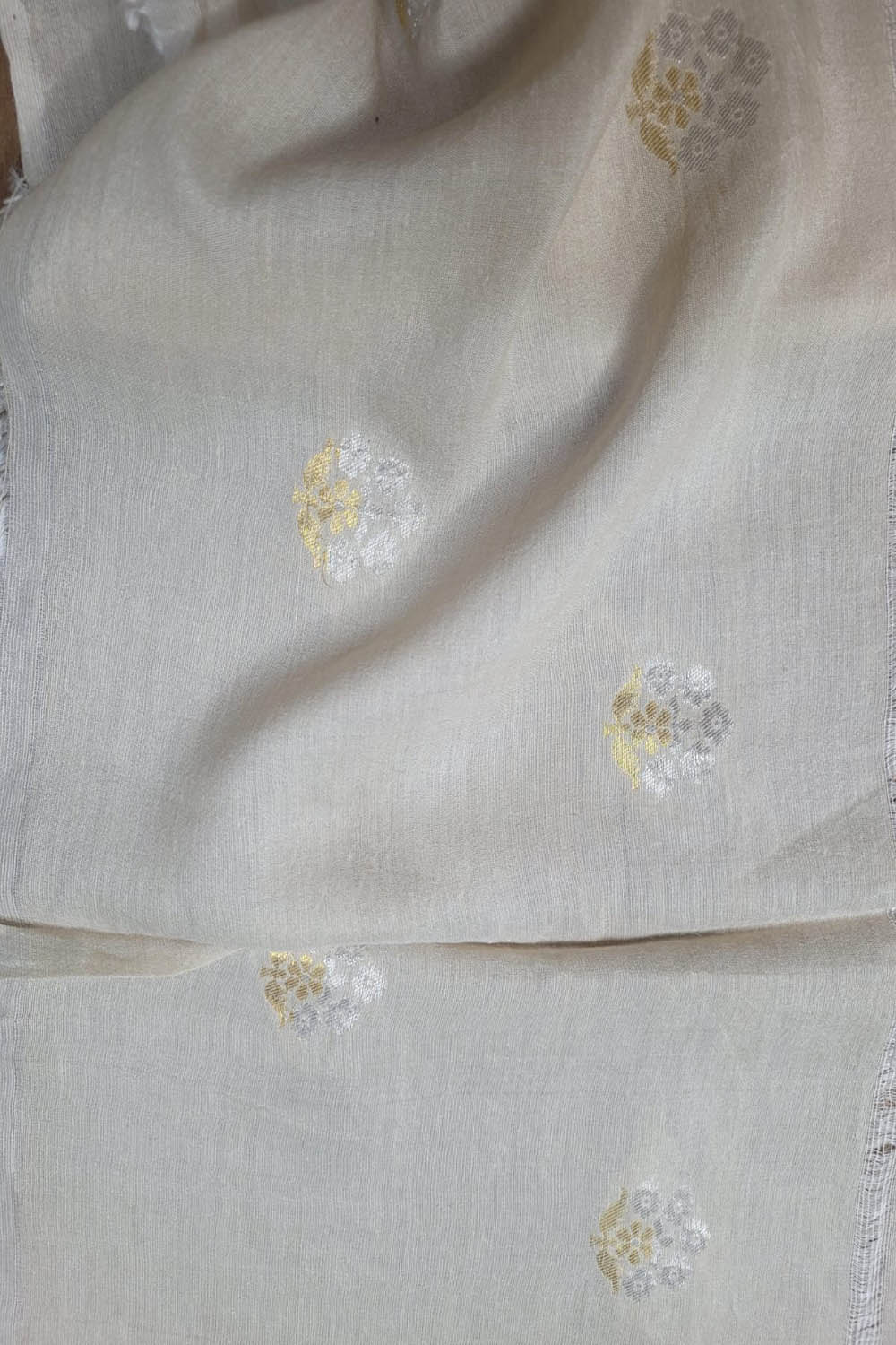 Dyeable Banarasi Handloom Pure Moonga Silk Sona Roopa Fabric ( 2.5 Mtr ) - Luxurion World