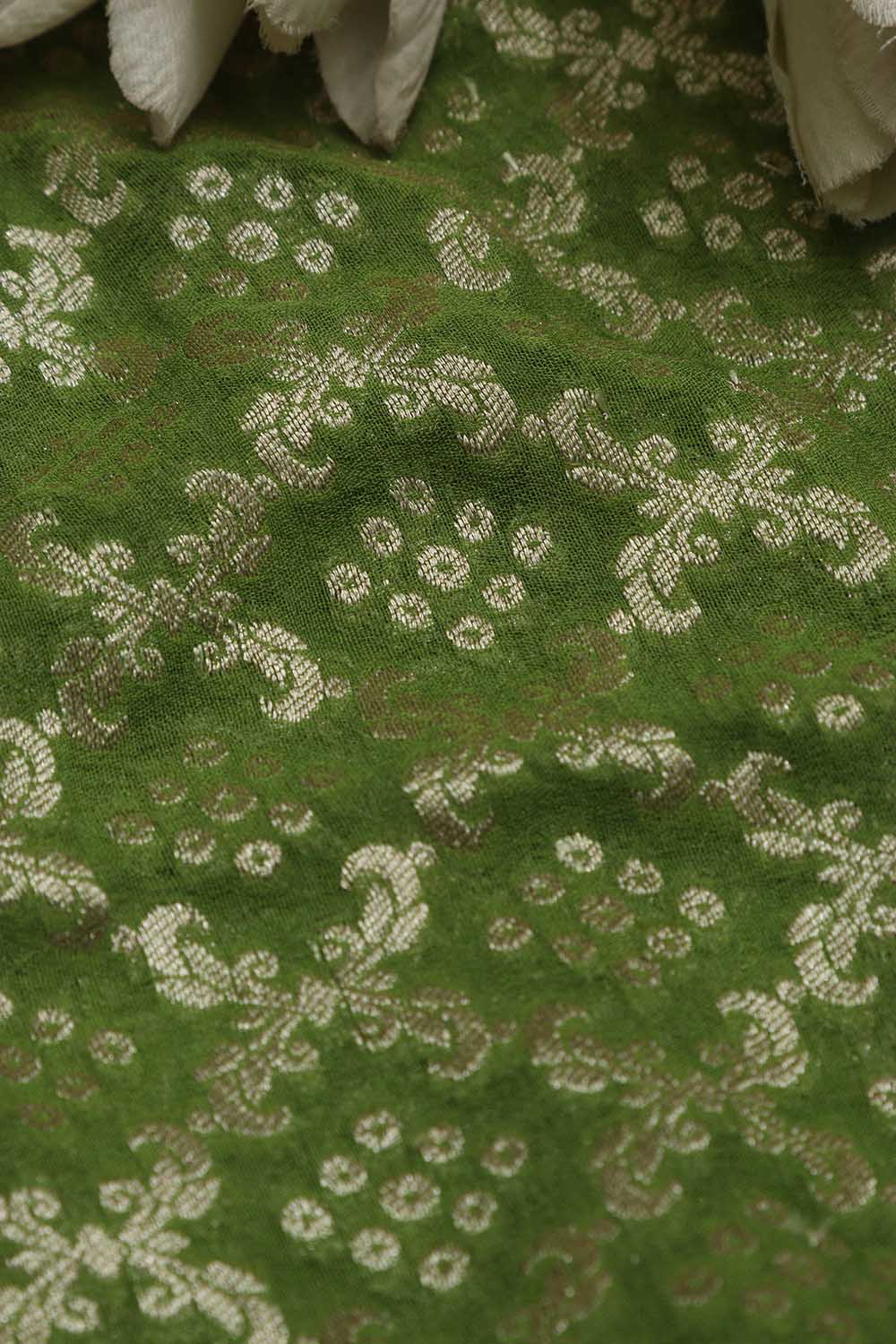 Green Banarasi Bandhani Georgette Fabric ( 2.5 Mtr ) - Luxurion World