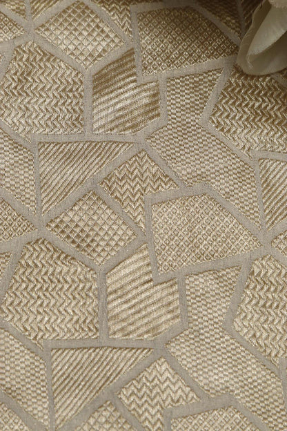 Dyeable Banarasi Georgette Geometric Design Fabric ( 2.5 Mtr ) - Luxurion World