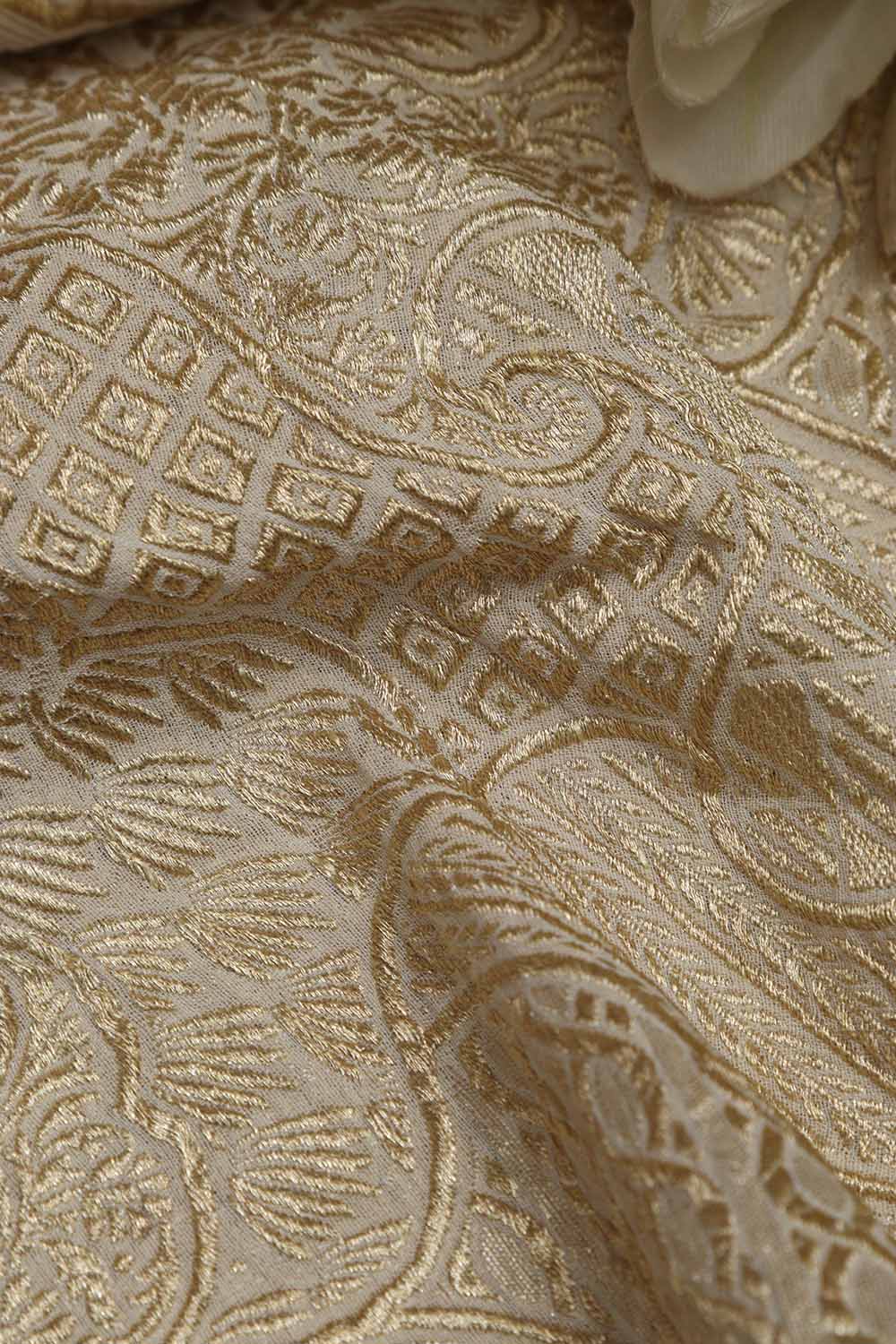 Dyeable Banarasi Georgette Fabric ( 2.5 Mtr ) - Luxurion World