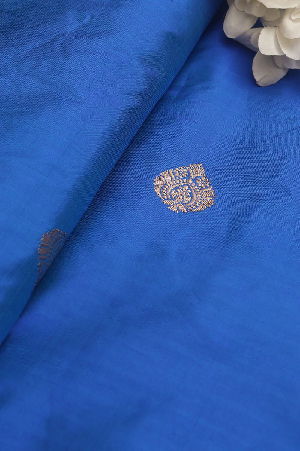Blue Banarasi Pure Katan Silk Fabric ( 1 Mtr ) - Luxurion World