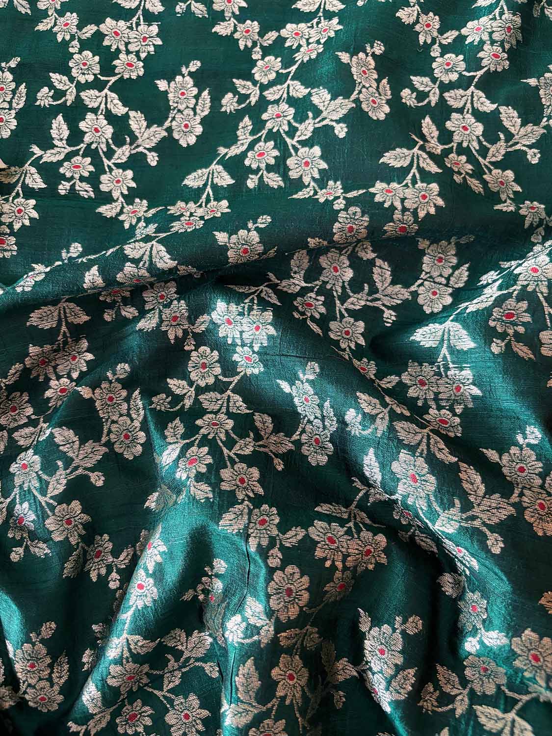 Green Banarasi Raw Silk Flower Design Meenakari Flower Design Fabric ( 1 Mtr ) - Luxurion World