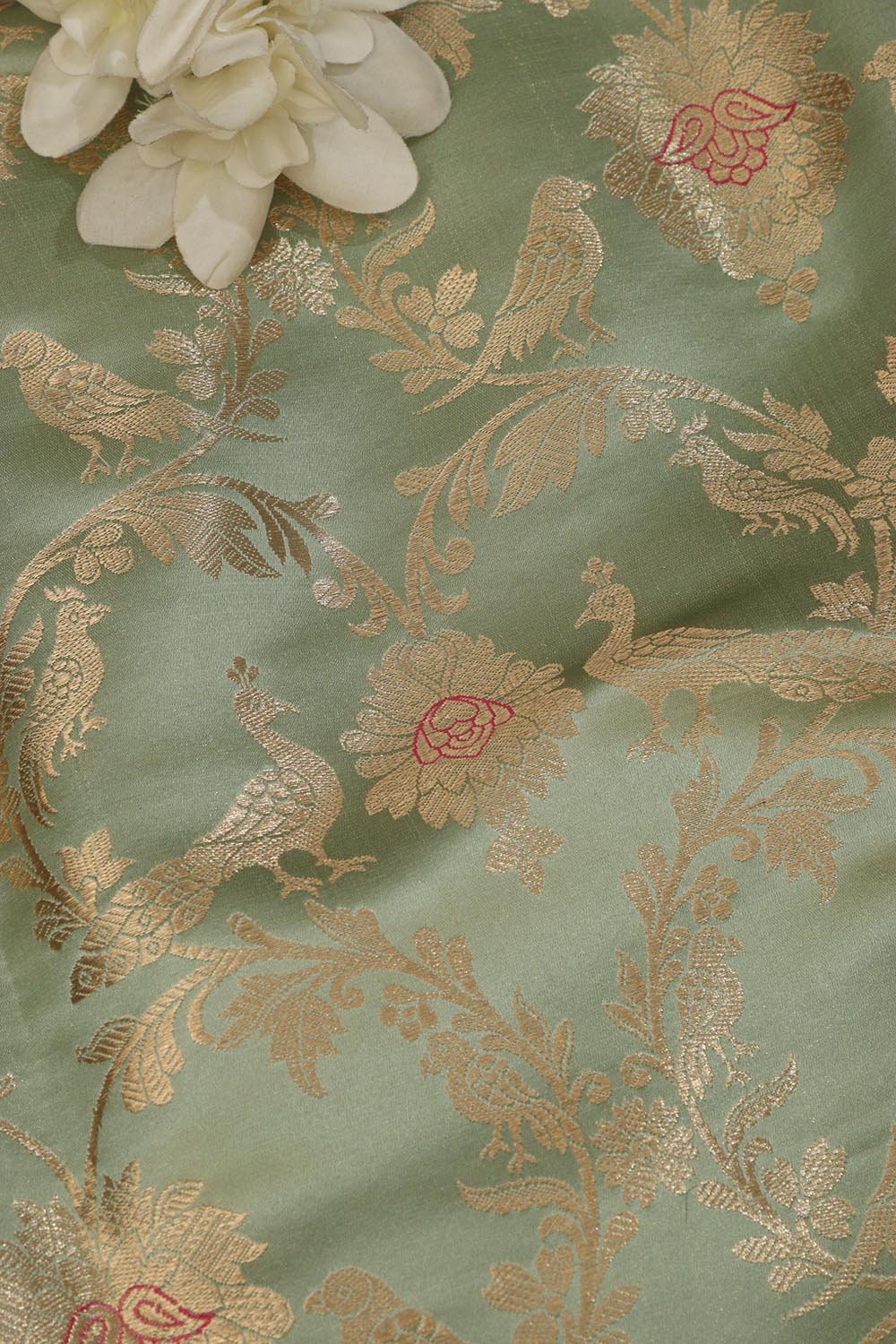 Green Handloom Banarasi Pure Katan Silk Meenakari Fabric ( 1 Mtr ) - Luxurion World