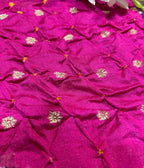 Exquisite Pink Banarasi Bandhani Handloom Chiniya Silk Fabric ( 2.5 Mtr ) - Luxurion World