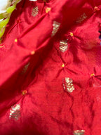Elegant Red Banarasi Bandhani Handloom Chiniya Silk Fabric ( 2.5 Mtr ) - Luxurion World