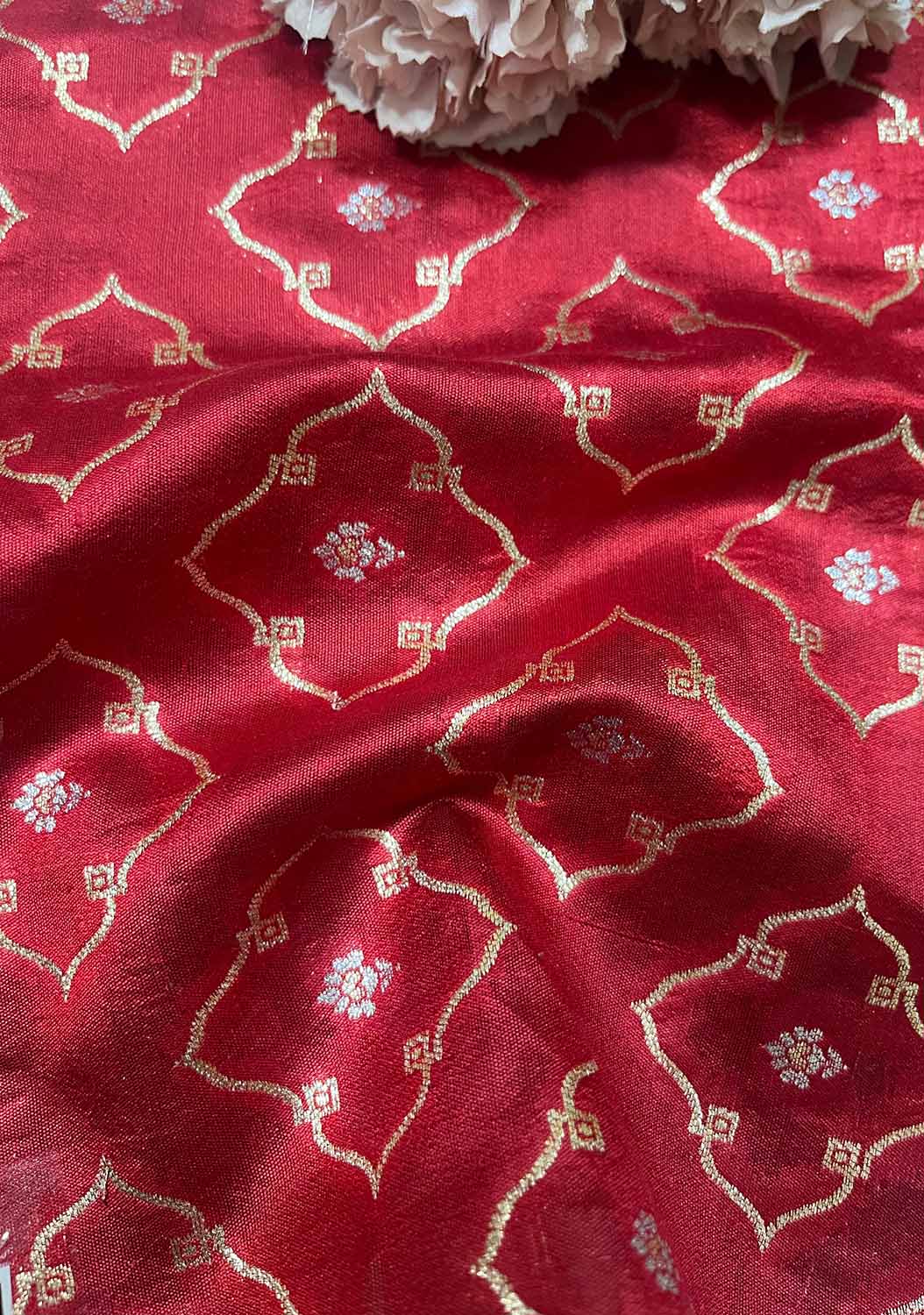 Elegant Red Banarasi Handloom Chiniya Silk Fabric ( 2.5 Mtr ) - Luxurion World