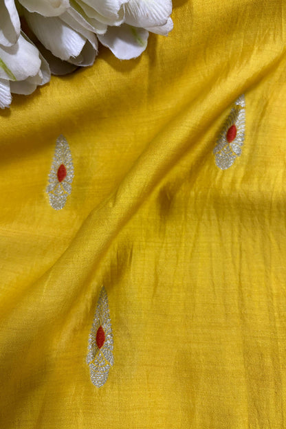 Yellow Banarasi Handloom Chiniya Silk Fabric ( 2.5 Mtr ) - Luxurion World