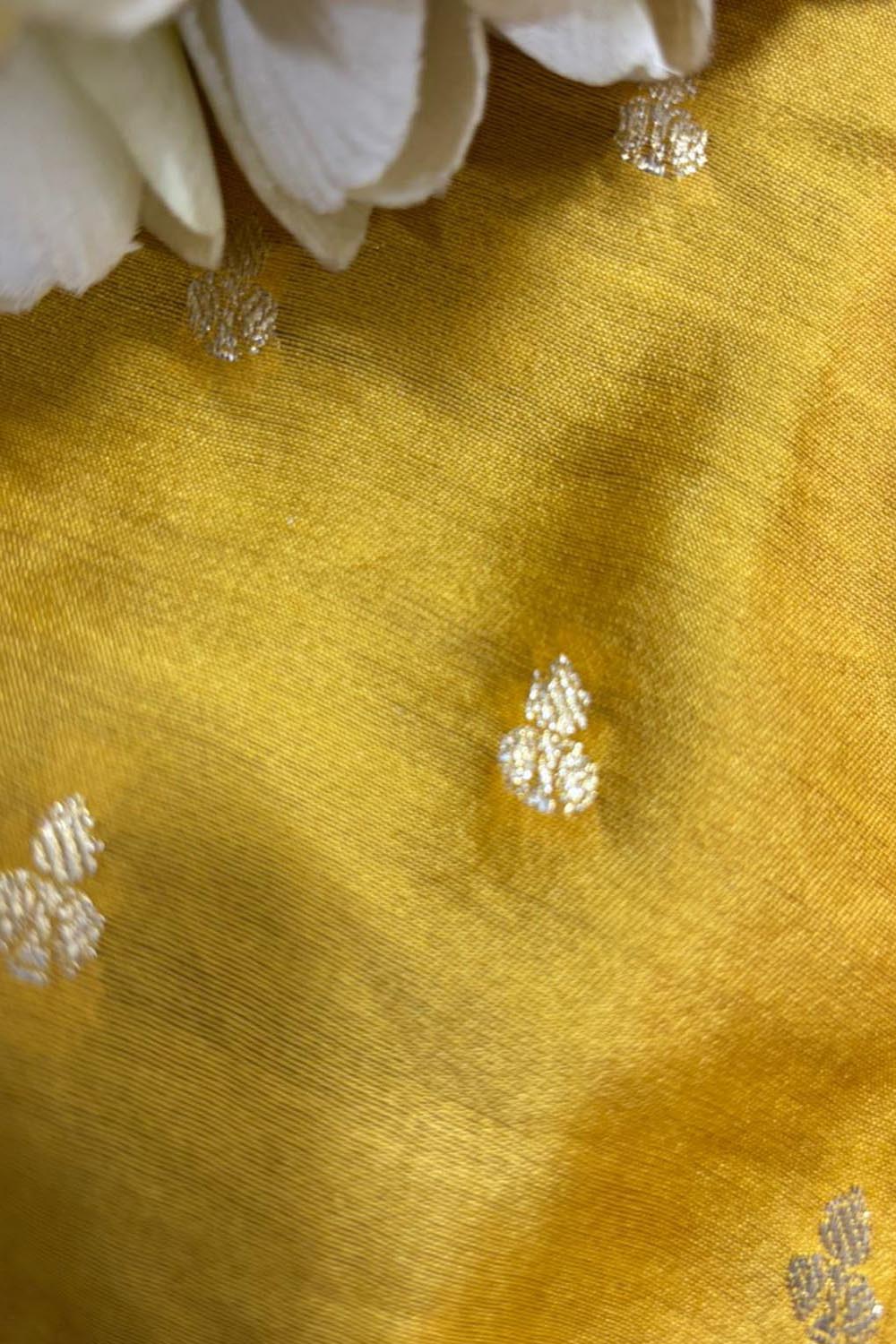 Yellow Banarasi Handloom Chiniya Silk Fabric ( 2.5 Mtr ) - Luxurion World