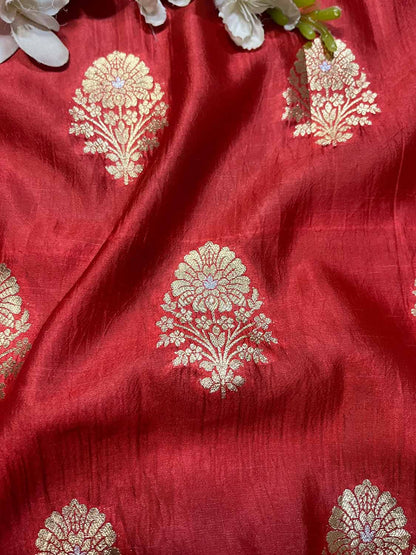 Stunning Red Banarasi Handloom Pure Katan Silk Fabric ( 2.5 Mtrs ) - Luxurion World