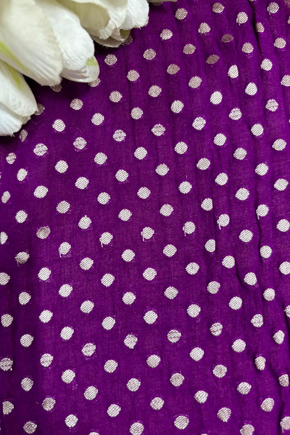 Exquisite Purple Banarasi Handloom Pure Georgette Fabric ( 2.5 Mtr ) - Luxurion World