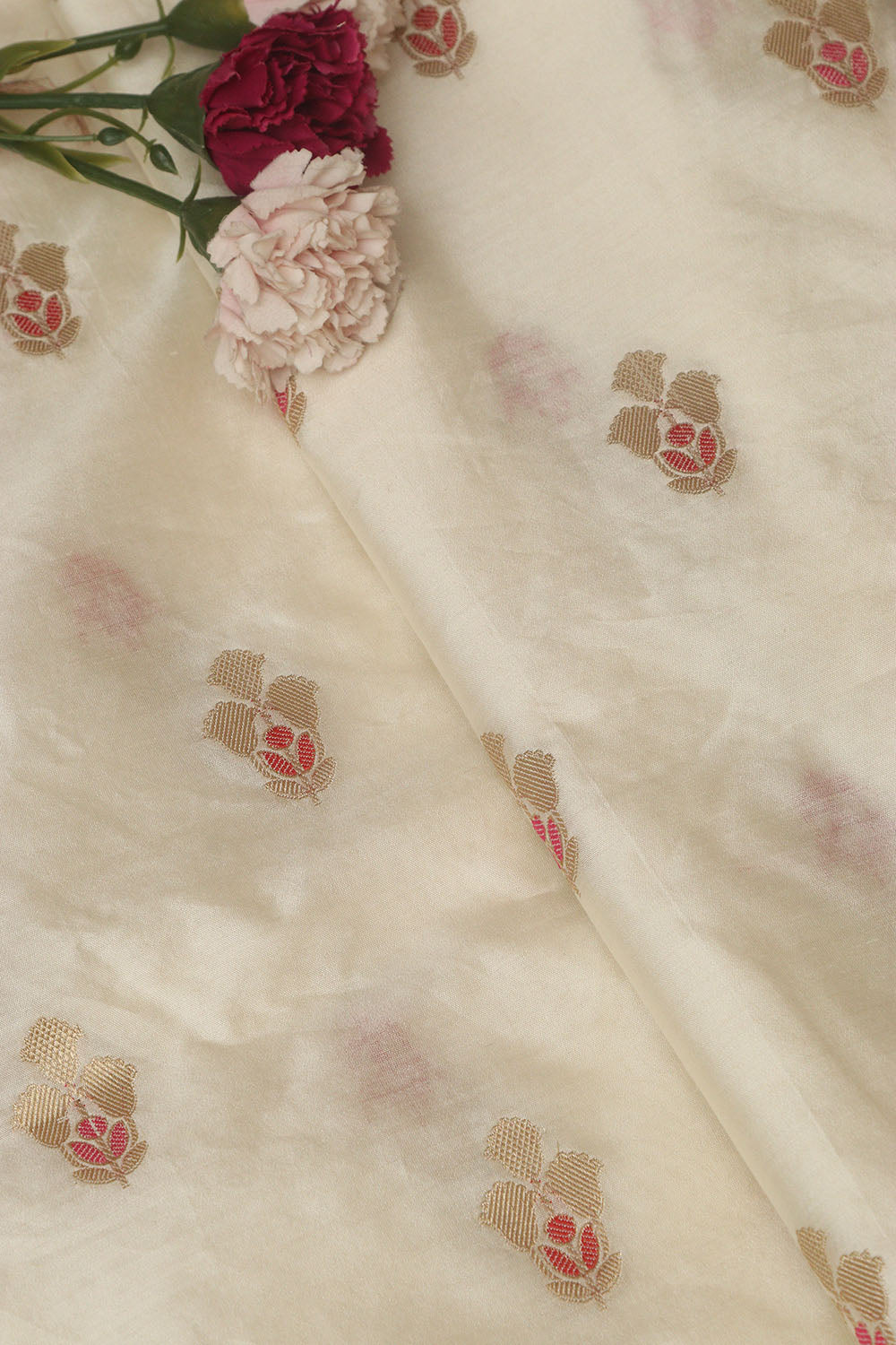 Dyeable Banarasi Handloom Chiniya Silk Fabric (1 Mtr ) - Luxurion World