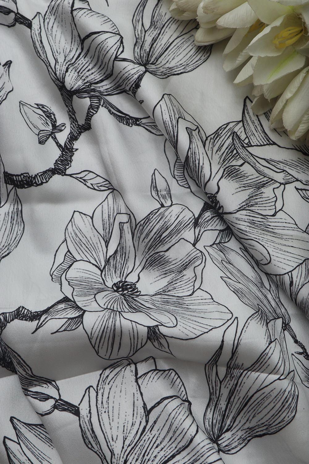 White Digital Printed Japan Satin Fabric ( 1 Mtr ) - Luxurion World